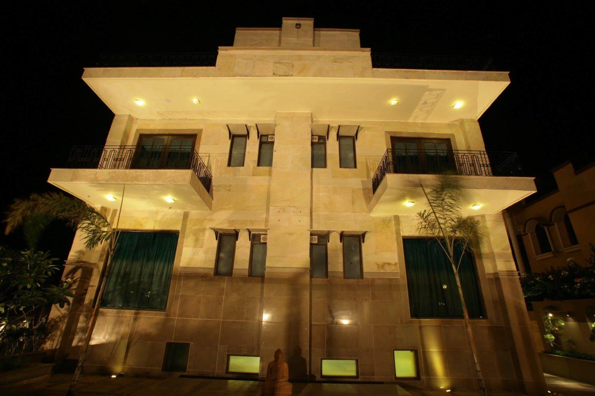 ​Justa Gurgaon Hotel Exterior photo
